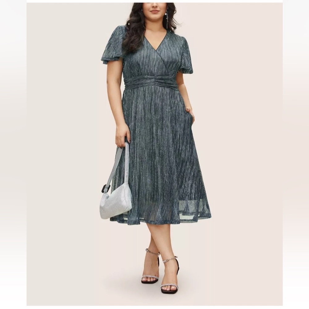 Bloomchic Metallic Shimmer Midi Dress Flowy Black Size 22